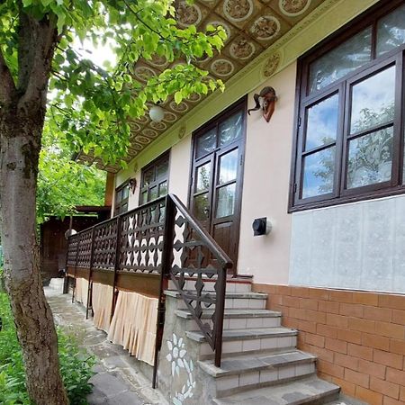 Alex Hotel Borjomi Exterior photo