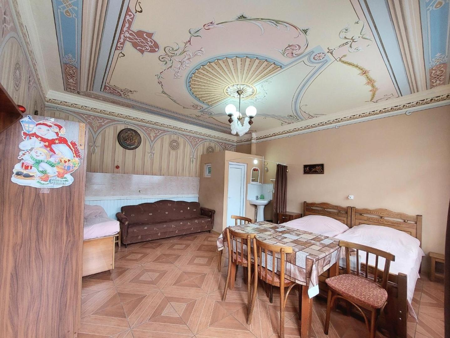 Alex Hotel Borjomi Exterior photo